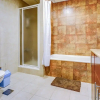 Отель Palatial 2BR Apartment with Sleek Finish, фото 14