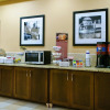 Отель Hampton Inn Kinston, фото 31