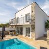 Отель Beautiful Home in Kornic With Wifi, Outdoor Swimming Pool and 3 Bedrooms, фото 27