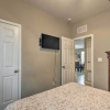 Отель San Antonio Abode Near Golf, Shops + Dining!, фото 4