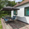 Отель Attractive Holiday Home in Vrouwenpolder With Fenced Garden, фото 14