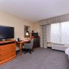 Отель Hampton Inn Evanston, фото 3