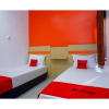 Отель RedDoorz Syariah near Alun Alun Kota Rembang, фото 12