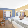 Отель Microtel Inn And Suites Chili/Rochester Airport, фото 13