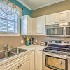 Отель Myrtlewood Resort Condo w/ Games < 2 Mi to Beach!, фото 5