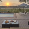 Отель Flatdogs Camp в Национальном парке South Luangwa