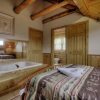 Отель The Nutty Nook  287 - Two Bedroom Cabin, фото 5