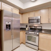 Отель Beautiful 2BR Condo at Pentagon City, фото 20