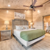 Отель Wanderer by Avantstay Sleeps 34, A+ Custom Smokies Cabin, фото 5