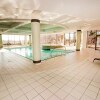 Отель Sarkar Suites - 3880 Duke of York Blvd, фото 9