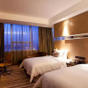 Отель Qingdao Celebrity Hotel, фото 3