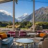 Отель The Hermitage Hotel Mount Cook, фото 11