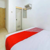Отель Menjangan Residence At De Priok by OYO Rooms, фото 14