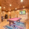Отель The Great Escape II 5 Bedroom Mountain View Home with Hot Tub, фото 15