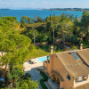 Отель Villa Durrell Large Private Pool Walk to Beach A C Wifi - 2927, фото 25