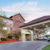 Отель Comfort Suites Omaha East-Council Bluffs, фото 27