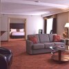 Отель Hamilton Plaza Hotel & Conference Center, фото 14