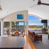 Отель Tuhua Views - Waihi Beach Holiday Home, фото 12