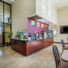Отель Quality Inn & Suites at Tropicana Field, фото 30