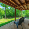 Отель Hidden Haven-peaceful Inviting pet Friendly Cabin, фото 25