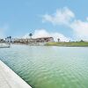 Отель Canal-front Corner W/ Pools - Near The Beach! 1 Bedroom Condo, фото 17