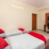 Отель OYO 22105 Hotel Half Moon Inn, фото 21