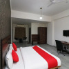 Отель Silver Star By OYO Rooms, фото 2