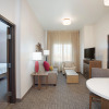 Отель Staybridge Suites Rapid City - Rushmore, an IHG Hotel, фото 3