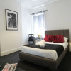 Отель Tudors eSuites Coventry Townhouse Private Garden Free Parking, фото 2