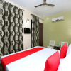 Отель Oyo 13103 Ample'S Den, фото 11