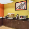 Отель Comfort Inn & Suites Kansas City - Northeast, фото 35