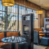 Отель Courtyard by Marriott Winnipeg Airport, фото 8