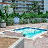 Отель On the 3-d Floor, Laketown 324 - Large 2 BD , Great Views and Amenities, фото 16