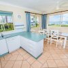 Отель South Pacific Unit 1 - Shoal Bay, фото 11