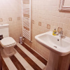 Отель Viktorov Comfortable 2-bed Apartment, фото 4