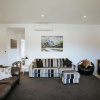 Отель Bull Ridge Retreat - Sleeps 8 - Hot Tub, фото 4