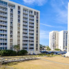 Отель Shoreline Towers 1023 2 Bedroom Condo by RedAwning, фото 26