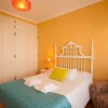 Отель Ericeira Chill Hill Hostel & Private Rooms - Peach Garden, фото 4
