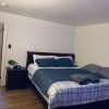 Отель Private Queen Bedroom Garvin, фото 5