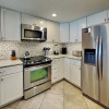 Отель Jade East Towers by Southern Vacation Rentals, фото 36