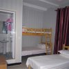 Отель Dunhuang Family Youth Hostel, фото 7