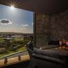 Отель Apartment 8 Waterstone House - Luxury Apartment Sea Views Pet Friendly, фото 18