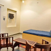 Отель White house Krishna's mayo home stay, фото 1