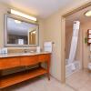 Отель Hampton Inn Evanston, фото 9