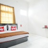 Отель ZEN Rooms Kemang G17 Syariah, фото 2