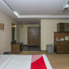 Отель OYO 27859 Agi Dynasty Suites, фото 23