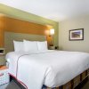 Отель Country Hearth Inn & Suites - Columbia, фото 3
