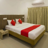 Отель OYO Flagship 19825 Hotel Panchratna, фото 5