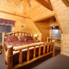 Отель Rising Eagle Lodge - Eight Bedroom Cabin, фото 32