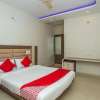 Отель LG Residency by OYO Rooms, фото 7